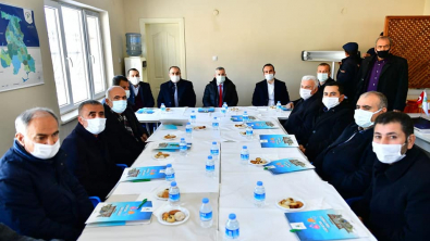 Başkan Çınar, Muhtarlarla İstişare Toplantısında Bir Araya Geldi