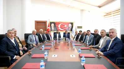 Başkan Gürkan Mhp İl Ve İlçe Başkanlarıyla Bir Araya Geldi