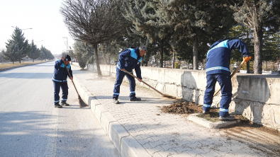 Battalgazi Belediyesi’nden Mezarlıklarda Temizlik Seferberliği