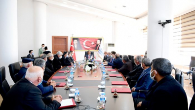 Battalgazi İlçesi Mahalle Muhtarlarının Taleplerini Dinledi