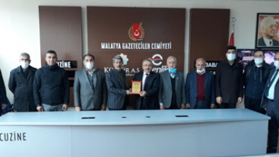 Muhtarlardan Gazeteciler Cemiyetine Ziyaret