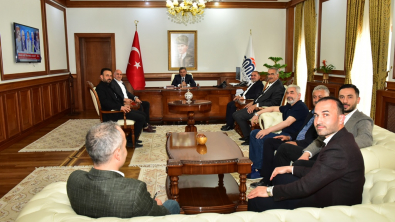 MÜSİAD Yönetimi Vali Şahin’i Ziyaret Etti