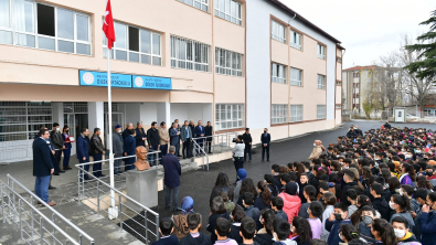 Öğrencilerimize Sağlıklı ve Güzel Ortamlar Sunuyoruz