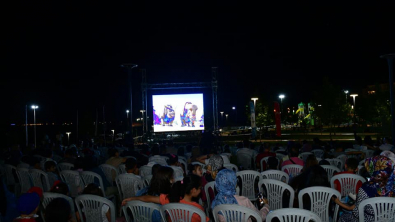 Sinema Gösterilerimizle Çocuklarımızın Sosyal Hayatlarını Zenginleştiriyoruz