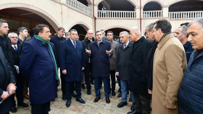 Vali Hulusi Şahin Şire Pazarı ve Buğday Pazarını Ziyaret Etti