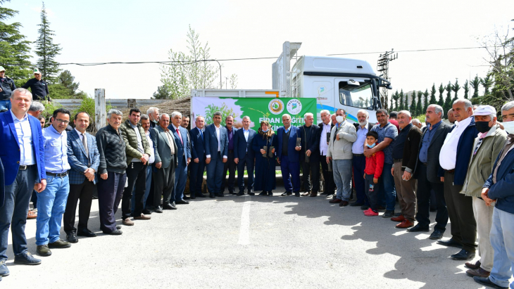 60 Bin Adet Meyve Fidanı Dağıtımı Yaptık