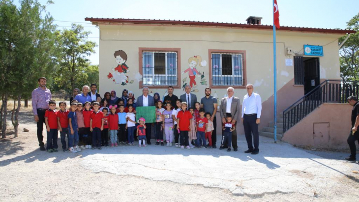 Başkan Güder Öğrencilerin İlk Ders Heyecanına Ortak Oldu