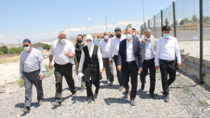 Çalık deprem konutlarının tamamı 6 ay içinde tamamlanacak