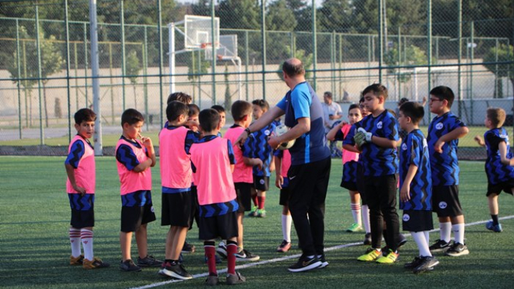 Elazığ Belediyesi Ücretsiz Yaz Spor Kursları Başladı