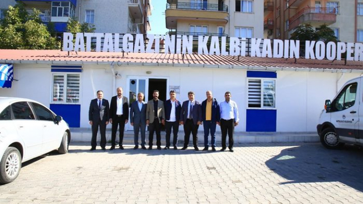 İl Başkanı Yıldırım Battalgazi’deki Yatırımları Takdirle Karşılıyoruz