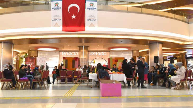 İlmek İlmek Kadın Buluşması  Projesine Yoğun İlgi 