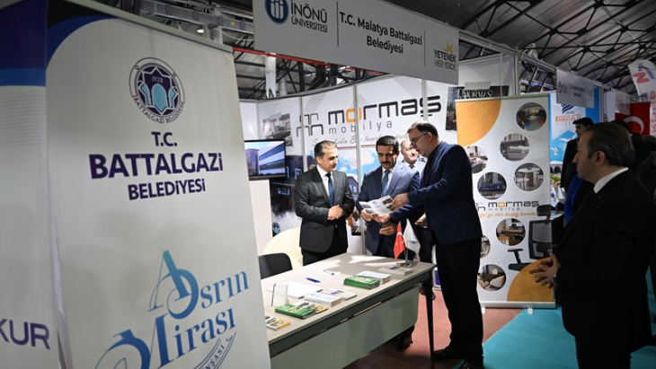 Malatya’da İpekyolu Kariyer Fuarı’nda Battalgazi Belediyesi Standına Yoğun İlgi