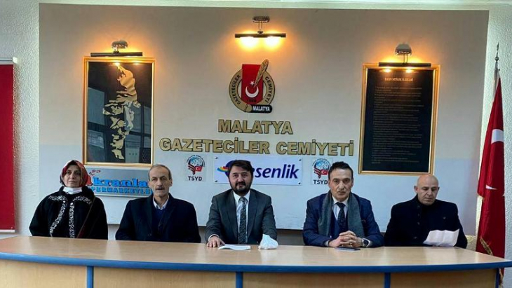 YEŞİLDER, 'Vahap Küçük' Gazetecilik Başarı Ödülleri Verecek